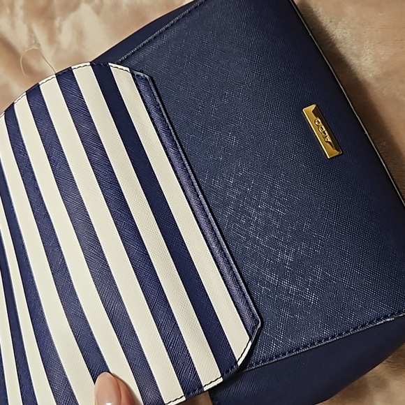 Aldo blue purse - Picture 4 of 4